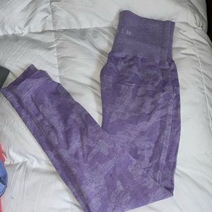 NVGTN Lavender camo seamless leggings size XS